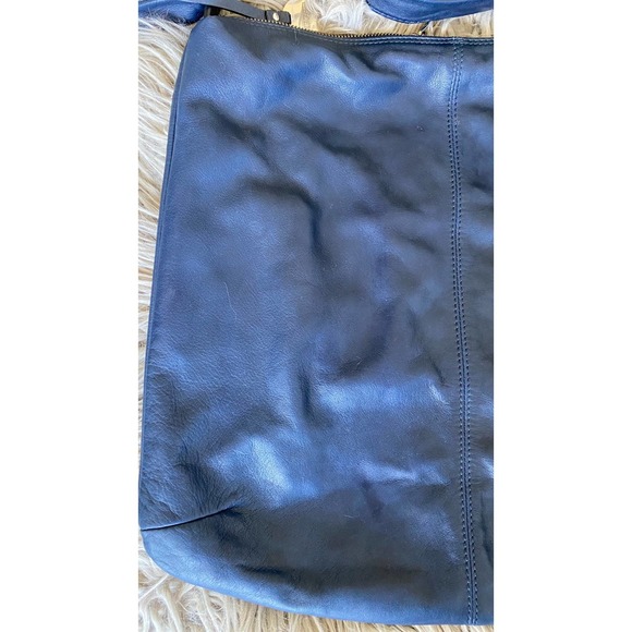 Pullicati Women's Soft Italian Leather Single Strap Zip Large Navy Blue - Picture 9 of 12